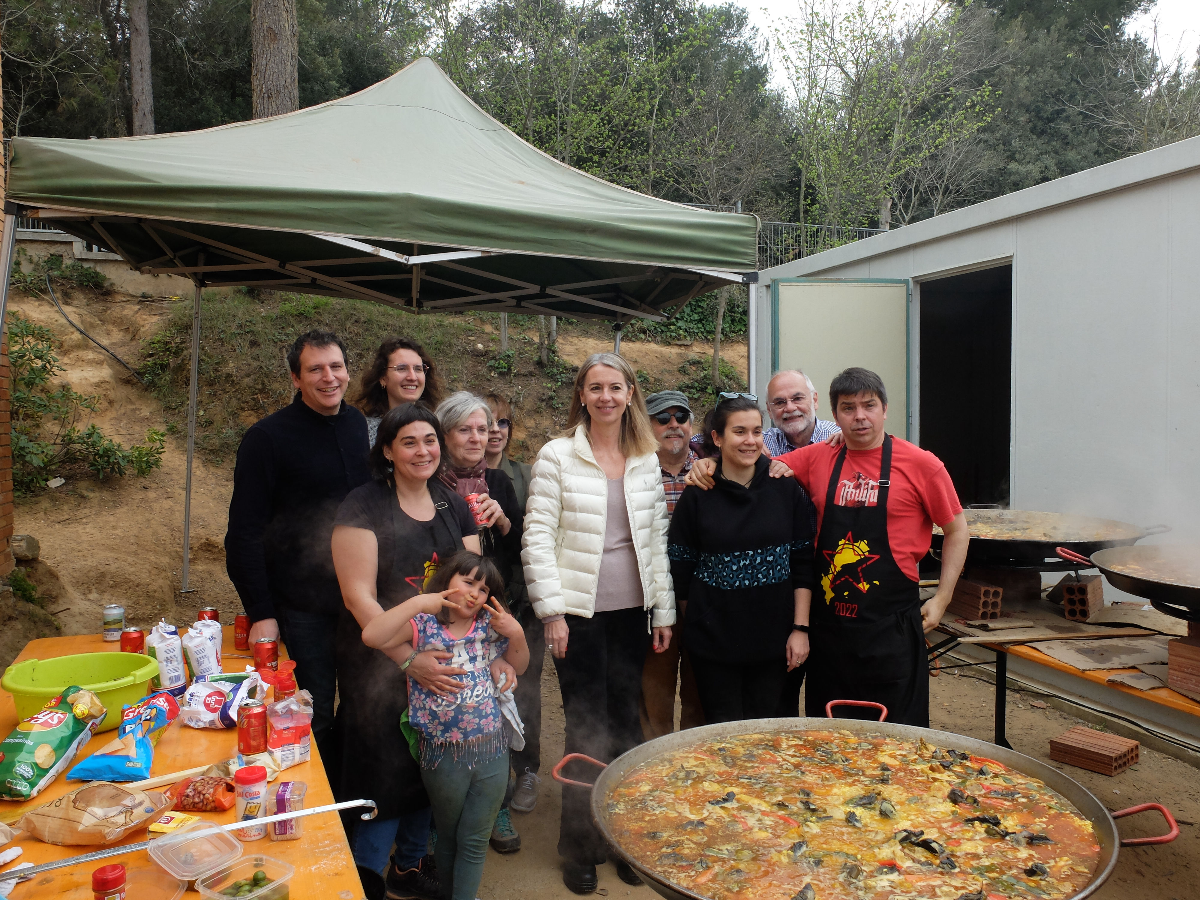 La cuinera i les paelles